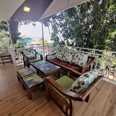 Whitehouse Homestay By Oxystays Hospitality Alībāg Exterior foto
